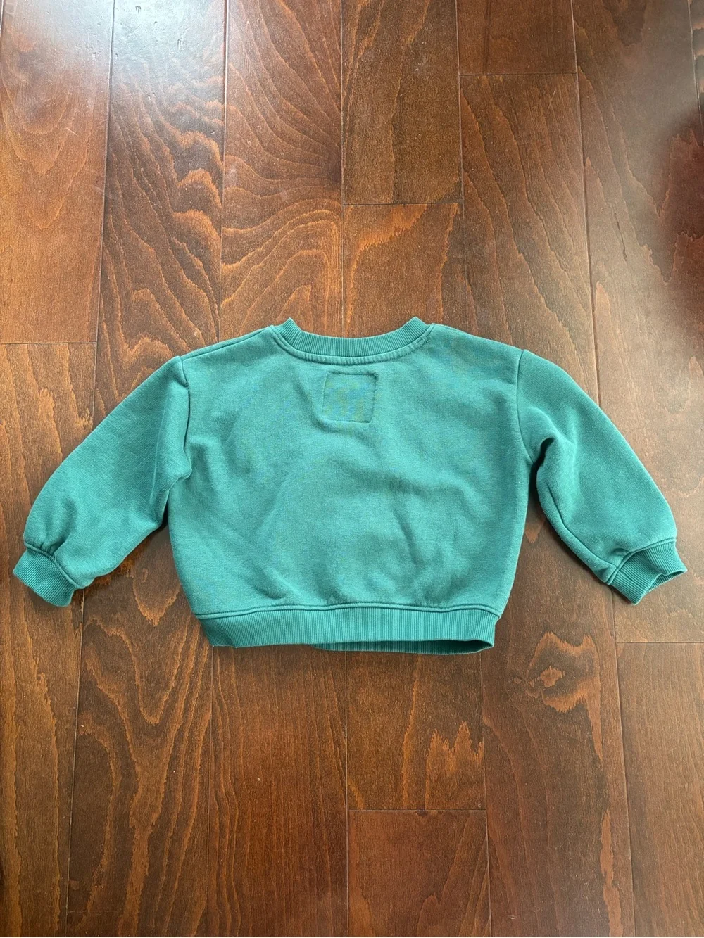 Disney x jumping beans Holiday Sweatshirt with Mickey Mouse & Friends, Size 2T